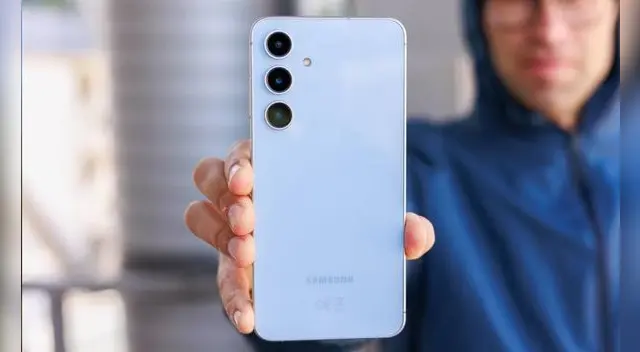 El Galaxy S24 Fan Edition es un teléfono de gama alta que cuesta menos y es una de las mejores alternativas por su gran calidad. El Galaxy S24 Fan Edition es un teléfono de gama alta que cuesta menos y es una de las mejores alternativas por su gran calidad.