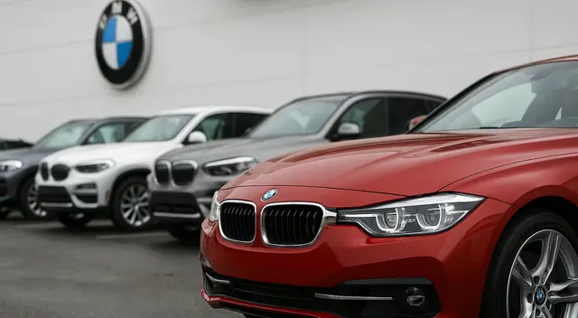 BMW y Toyota retiran casi 200.000 autos en EE.UU. por riesgo de incendio en el motor