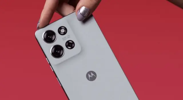 Este smartphone es uno de los gama media, no solo accesible, también muy potente.