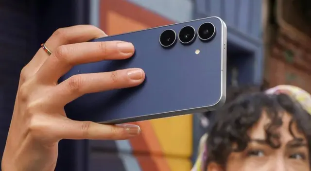 El Galaxy S25 Fan Edition de Samsung es uno de los mejores gama alta que puedes comprar y supera por mucho al iPhone 17 Pro de Apple.