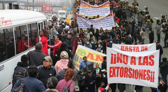 Transportistas de Lima y Callao convocan paro de 24 horas para este lunes 6.