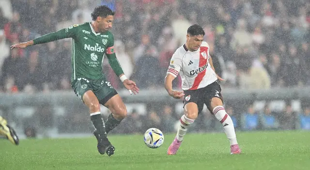 River Plate perdió con Sarmiento..