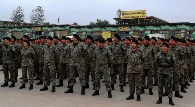 El Ejército del Perú está realizando una convocatoria laboral. El Ejército del Perú está realizando una convocatoria laboral.