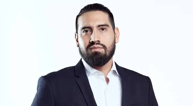 Juan Felipe Ramírez, reconocido como Ingeniero Mecánico del Año por ACIEM, destaca la importancia de la confiabilidad industrial y su impacto en la eficiencia operativa de la industria.