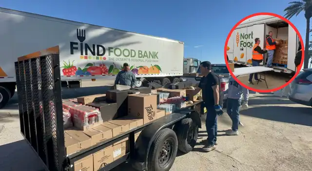 Familias hacen fila para recibir alimentos frescos