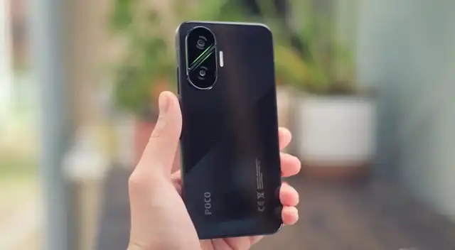POCO deja en claro, una vez más, que son los mejores en pantalla, rendimiento y batería. POCO deja en claro, una vez más, que son los mejores en pantalla, rendimiento y batería.