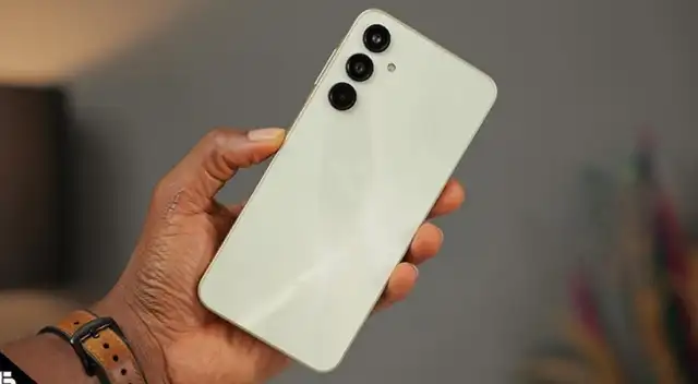 El Samsung Galaxy A16 5G es uno de los smartphones de gama de entrada más baratos y potentes del 2025. El Samsung Galaxy A16 5G es uno de los smartphones de gama de entrada más baratos y potentes del 2025.