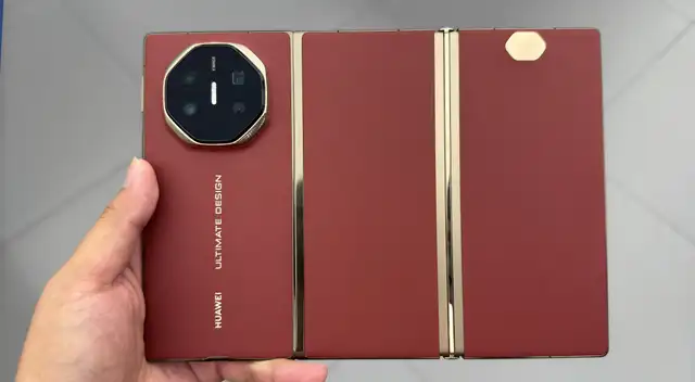 Huawei Mate XT Ultimate Huawei Mate XT Ultimate