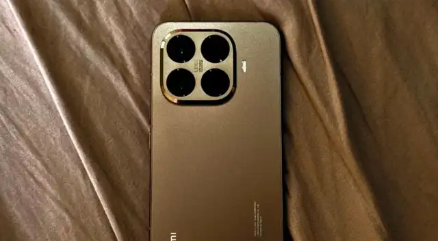 Este celular cuenta con cámaras fotográficas que no envidian nada a los tope de gama. Este celular cuenta con cámaras fotográficas que no envidian nada a los tope de gama.