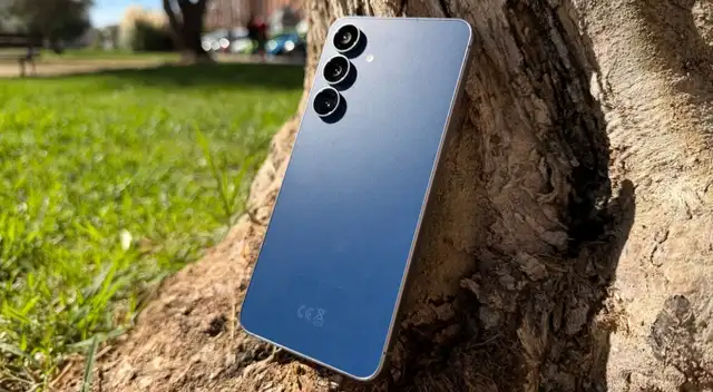 El Galaxy S25 FE de Samsung es uno de los gama alta más potentes y baratos del 2025. El Galaxy S25 FE de Samsung es uno de los gama alta más potentes y baratos del 2025.