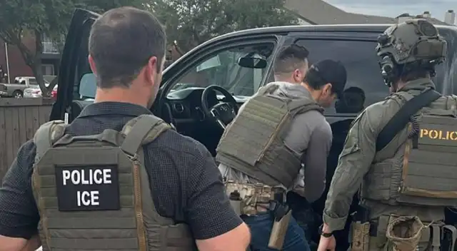 ICE intensifica redadas: documentos en regla pueden salvarte ICE intensifica redadas: documentos en regla pueden salvarte