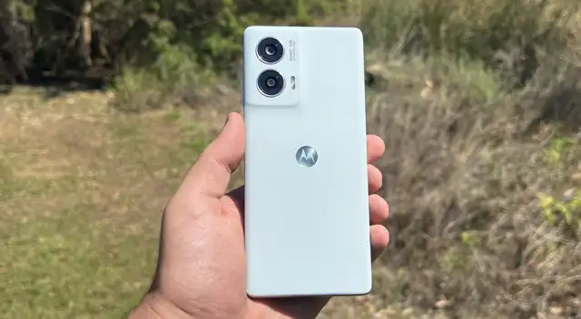 El Motorola Edge 50 Fusion es uno de los teléfonos de gama alta más potentes y baratos. Conoce su ficha técnica y precio oficial. El Motorola Edge 50 Fusion es uno de los teléfonos de gama alta más potentes y baratos. Conoce su ficha técnica y precio oficial.