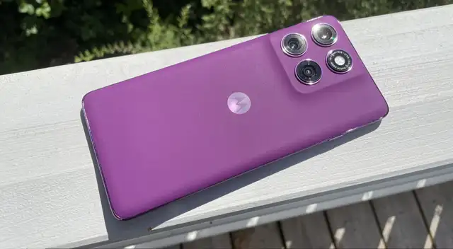 Este celular posee una gama de color precio que lo hace único a cada usuario.