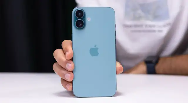 El iPhone 16 Plus ha bajado su precio y podría convertirse en uno de los mejores teléfonos de Apple para este 2025.