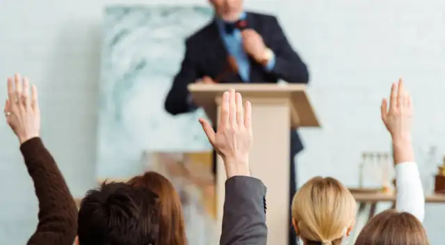 Subasta de lotes en Lima.   