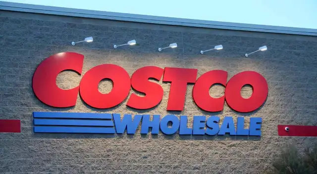 Costco enfrenta una demanda colectiva por su tequila Kirkland Signature. Costco enfrenta una demanda colectiva por su tequila Kirkland Signature.
