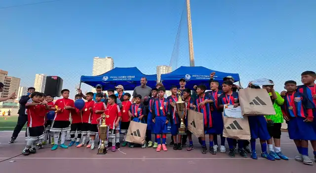 El Programa Social ‘Impactando Vidas’ cerró su torneo de fútbol El Programa Social ‘Impactando Vidas’ cerró su torneo de fútbol
