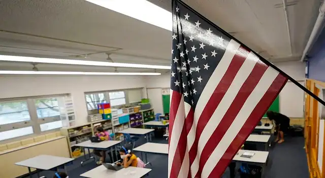 La baja de alumnos inmigrantes provoca crisis educativa en EE. UU.