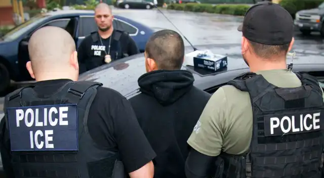ICE ha sido señalado en más de una ocasión por realizar detenciones arbitrarias. ICE ha sido señalado en más de una ocasión por realizar detenciones arbitrarias.