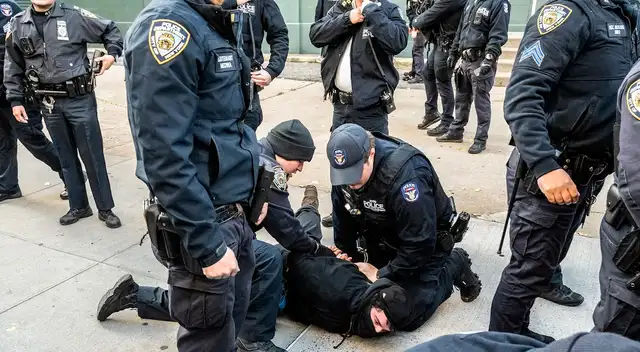 Redada en Nueva York