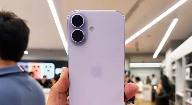 El iPhone 17 es uno de los mejores teléfonos de Apple y tiene varios colores. Conoce su ficha técnica y precio oficial.