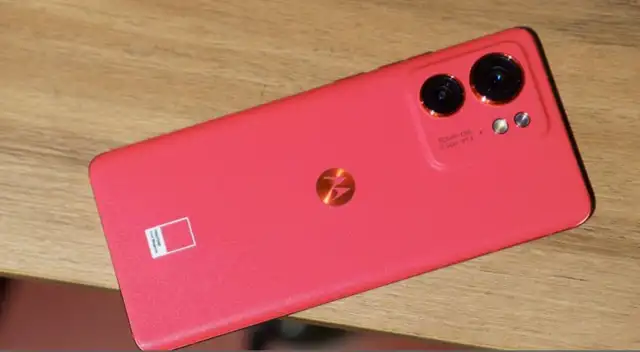 Motorola Edge 40 Motorola Edge 40