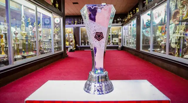 Campeón de la Liga 1 remece a hinchas tras anunciar una purga masiva Campeón de la Liga 1 remece a hinchas tras anunciar una purga masiva