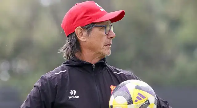 Ángel Comizzo definió su futuro para el 2026 en la Liga 1. Ángel Comizzo definió su futuro para el 2026 en la Liga 1.