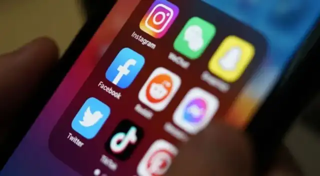 Redes Sociales Redes Sociales