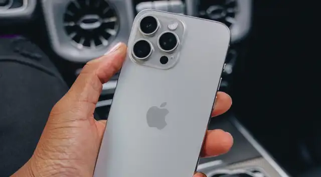 El iPhone 15 Pro Max es uno de los mejores teléfonos de Apple y su precio ha bajado demasiado.