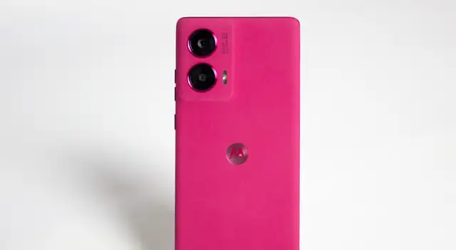 El Motorola Edge 50 Fusion es uno de los mejores teléfonos que puedes comprar en Navidad de 2025. Su precio ha bajado demasiado.