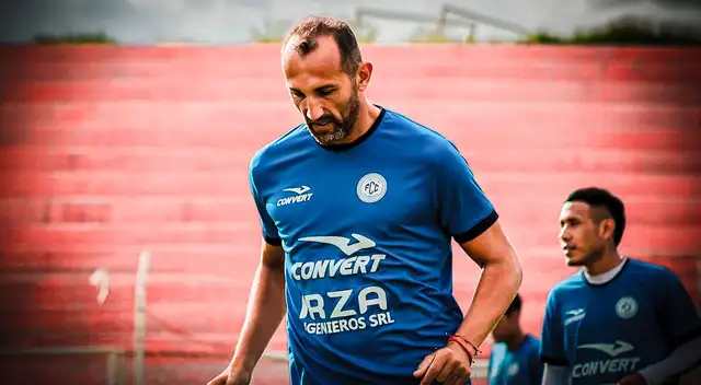 Hernán Barcos tiene contrato con FC Cajamarca por todo el 2026.