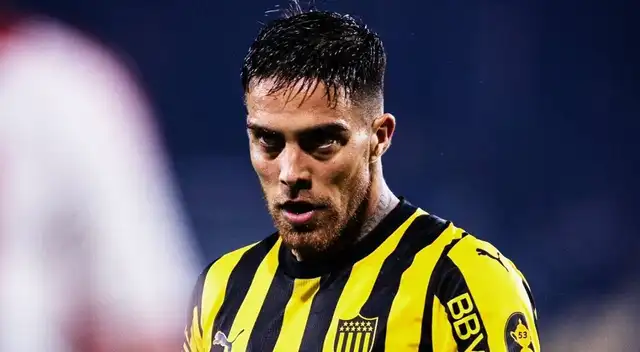 Javier Méndez, vinculado a Alianza Lima, a un paso de definir su futuro el 2026