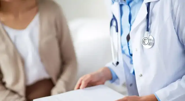 Nueva ley abre oportunidades laborales históricas para médicos inmigrantes