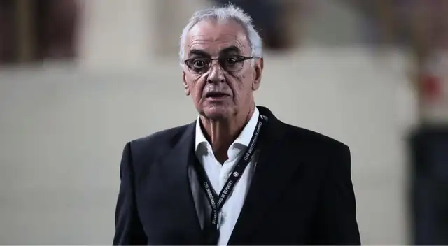 Jorge Fossati, ex Universitario, afirmó que le gustaría dirigir a clásico rival peruano