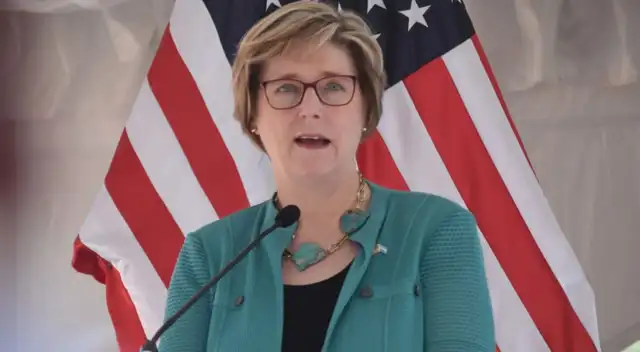 Laura Dogu, encargada de reabrir la misión diplomática estadounidense en Venezuela. Laura Dogu, encargada de reabrir la misión diplomática estadounidense en Venezuela.