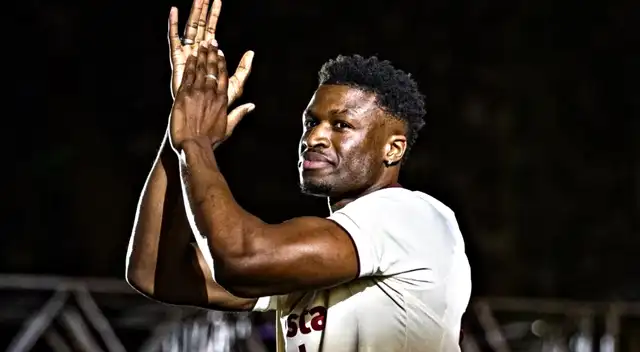 Sekou Gassama debutó con Universitario, pero su estilo de juego no gustó.