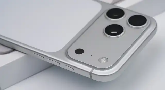 Apple pelea por mantener intactos los precio del iPhone 18 Pro y 18 Pro Max, pese aumento de precio de los componentes. Apple pelea por mantener intactos los precio del iPhone 18 Pro y 18 Pro Max, pese aumento de precio de los componentes.