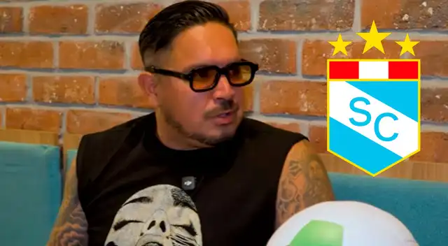 Juan Manuel Vargas cuestionó a exUniversitario por besar el escudo de la U y revelar su hinchaje por Cristal.