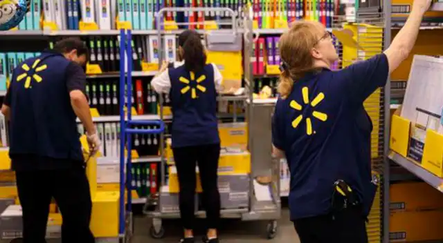 Walmart anuncia cierre y despido inmediato de más de 100 empleados.