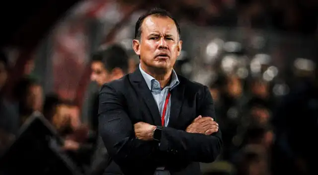 Juan Reynoso sonó como opción en Universitario de Deportes.