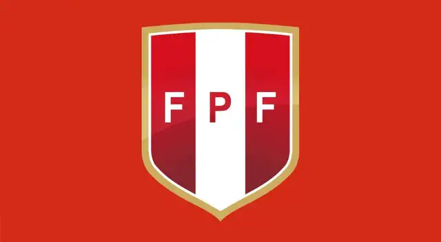 Futbolista de Perú se llevó el título de la Premier League.