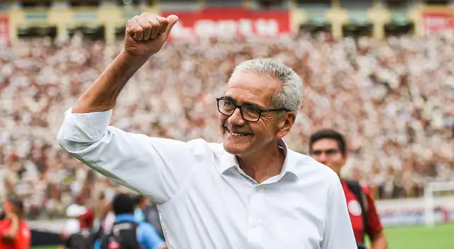 Gregorio Pérez dio sorpresiva noticia sobre su carrera como DT. Foto: Universitario