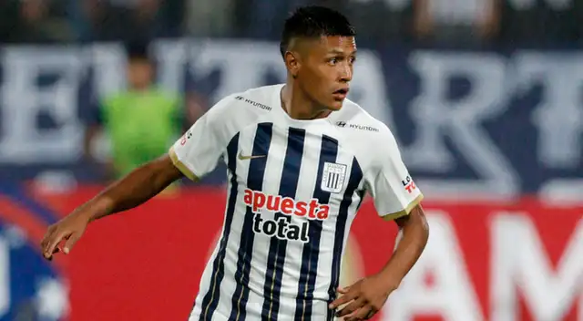 Marco Huamán juega de lateral izquierdo en Alianza Lima 