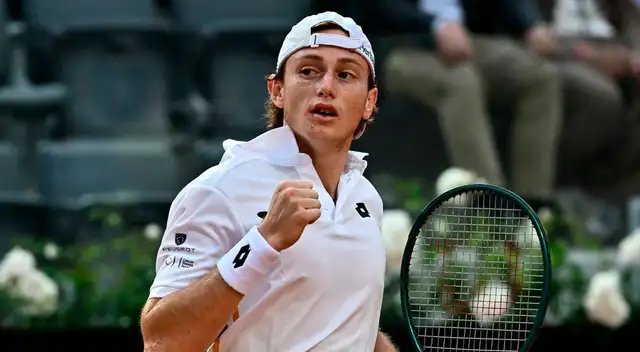 Ignacio Buse debutó en el Roland Garros tras ganar el ATP 500 de Hamburgo. Ignacio Buse debutó en el Roland Garros tras ganar el ATP 500 de Hamburgo.