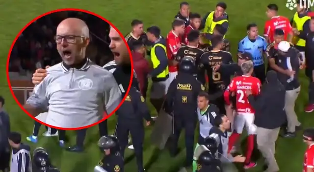 Javier Rabanal celebró con todo la victoria de Cusco FC sobre Cienciano. Javier Rabanal celebró con todo la victoria de Cusco FC sobre Cienciano.