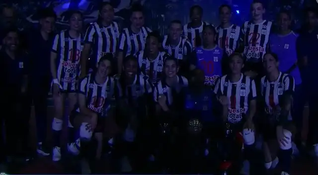 Alianza Lima presentó a su plantel oficial para la temporada 2026-27.