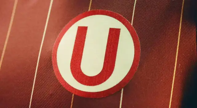 Universitario venció 4-2 a la U. Católica de Chile.