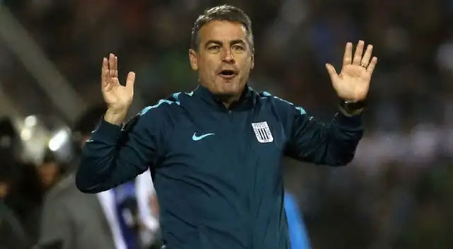 Pablo Bengoechea, ex Alianza Lima, recibió rotunda noticia sobre su futuro como entrenador.