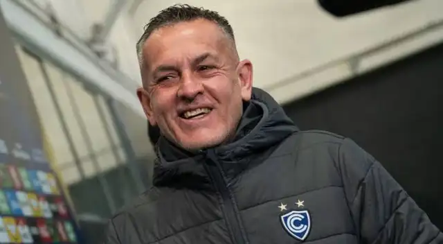 Horacio Melgarejo renovó dos temporadas más con Cienciano y será su técnico hasta 2028